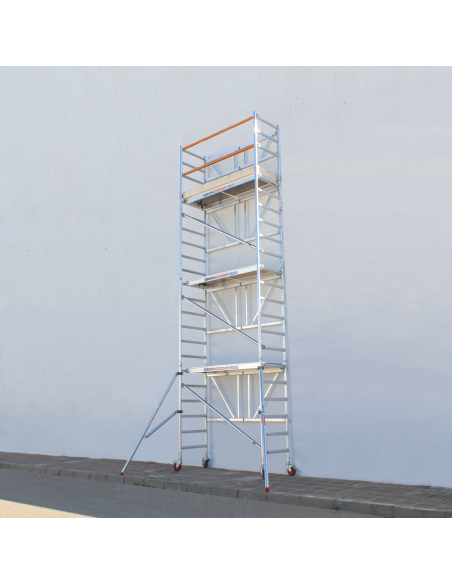 Andamio plegable de aluminio 75x190 - 7,50 m Altura de trabajo con estabilizadores y rodapiés