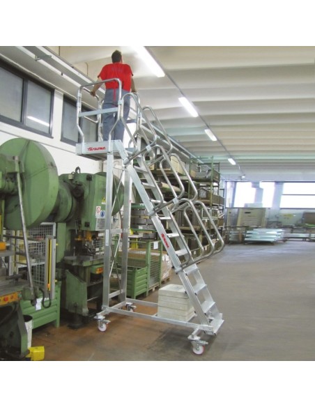 Escalera profesional con plataforma, voladizo y ruedas. De 5 a 17 peldaños - FARAONE